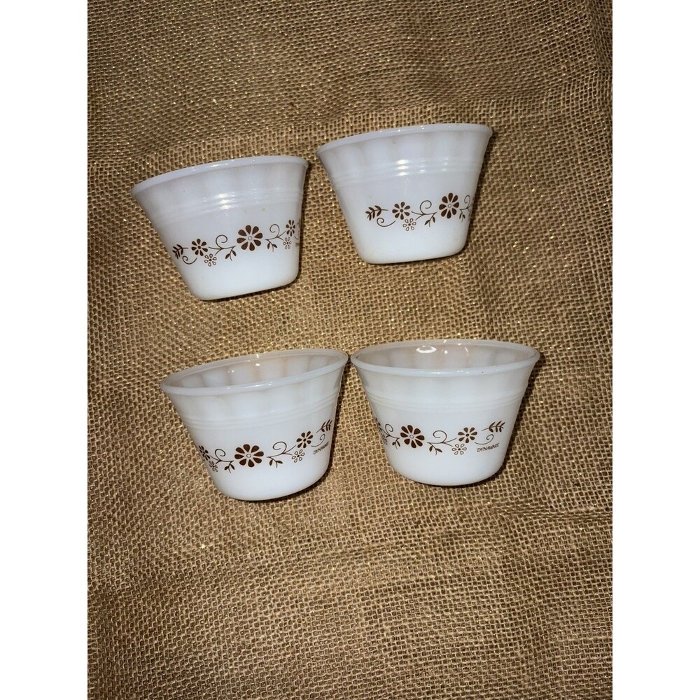1970s Milk Glass Custard Cups Ramekins By Dynaware  Set of 4 Daisy Termeroeisa - Picture 4 of 4